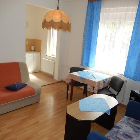 Penzion Ve Starem Krame 147 Srbska Kamenice Экстерьер фото
